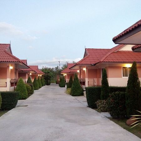 Naris Phuview Resort Сатун Екстер'єр фото