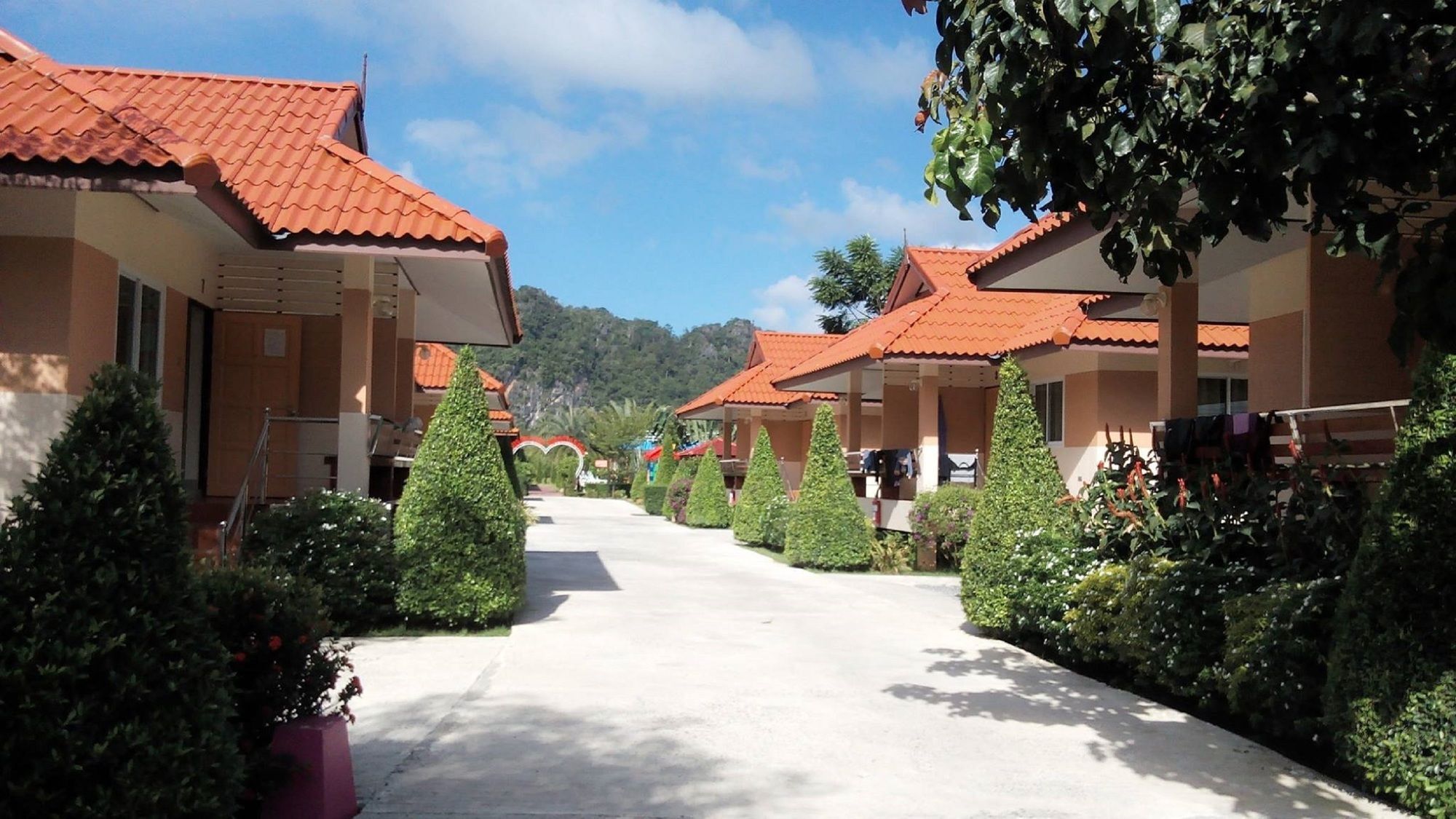 Naris Phuview Resort Сатун Екстер'єр фото